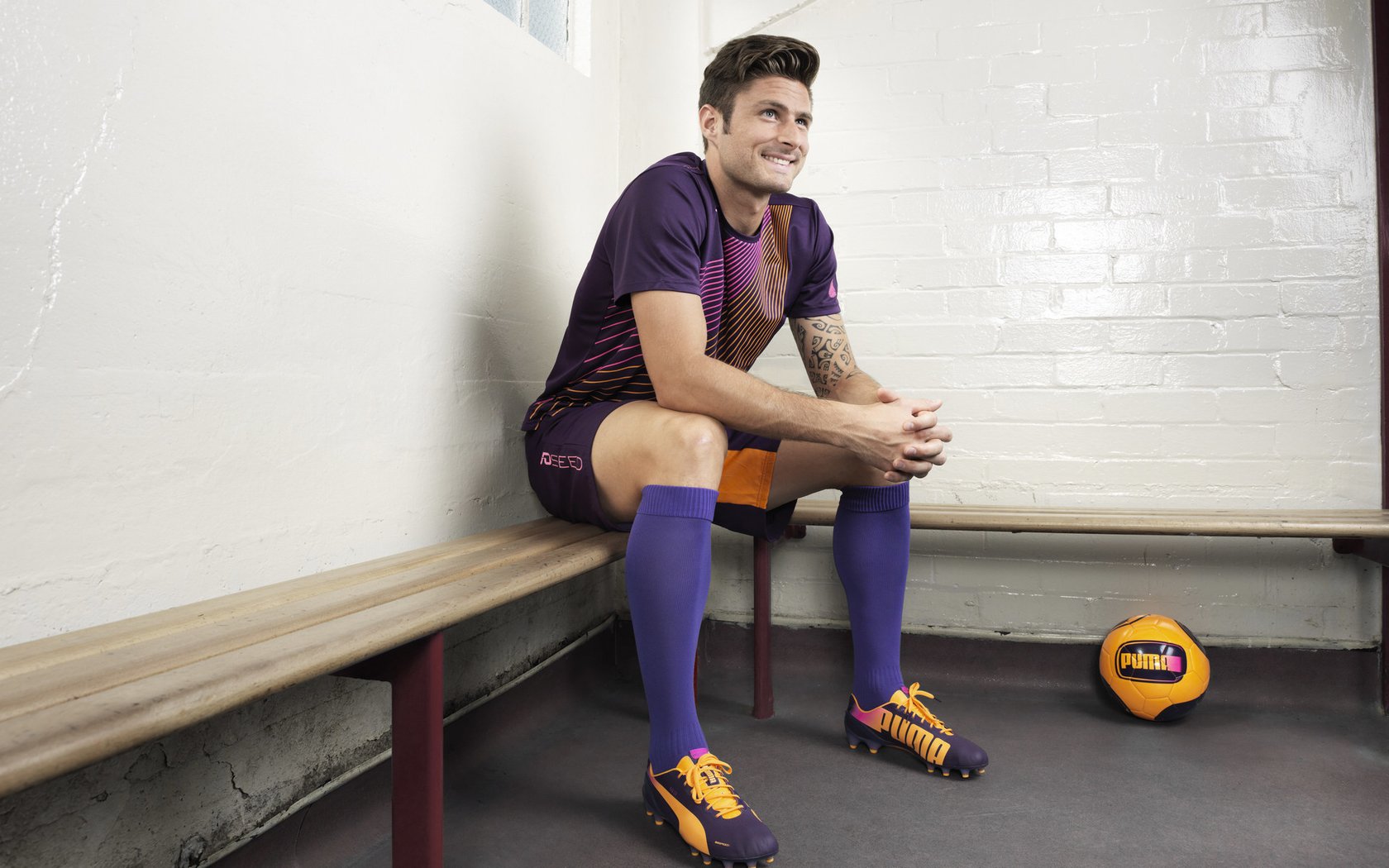 安东尼满分MVP，拉什福德爆杆，曼联弃将成西甲大腿，C罗又笑了，安东尼谈利拉德